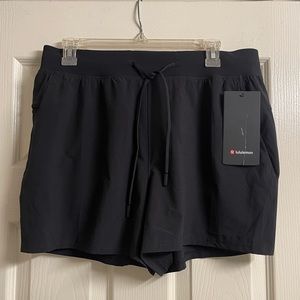 Lululemon T.H.E. Short NWT Large BLACK hemmed to 5”